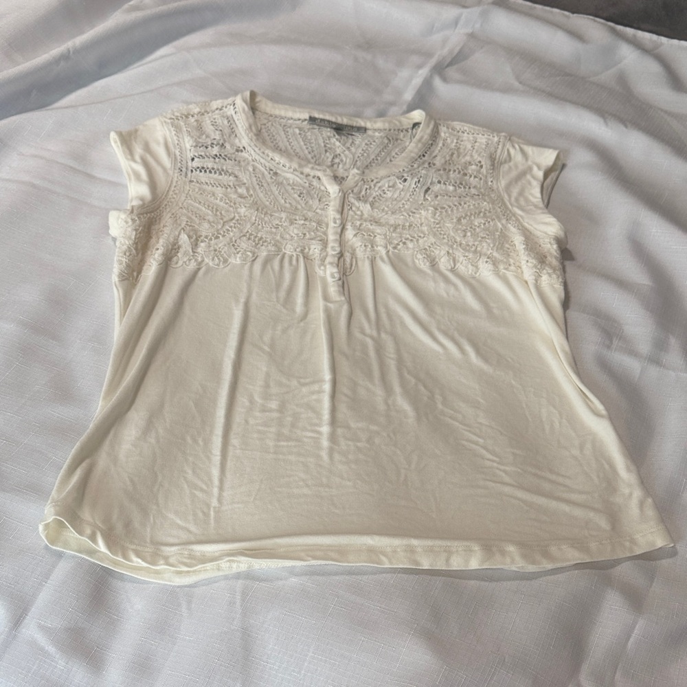 Daniel Rainn Cream Lace Detail Blouse